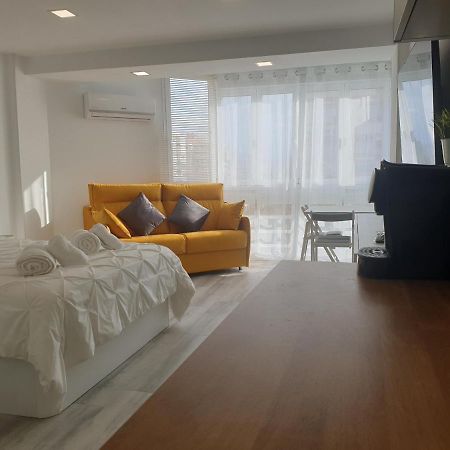 Estudio Amalfi Торе дел Мар Екстериор снимка